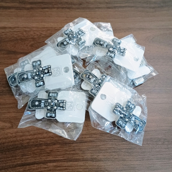 RESELLERS.....Lot of 10.  Black Blue and Silver Adjustable  Cross Rings - Picture 1 of 4